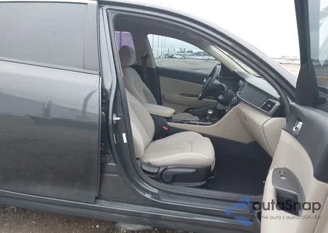 2016 Kia Optima Lx from USA, damaged, VIN 5XXGT4L32GG007592